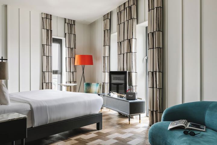 Room 21 of 75