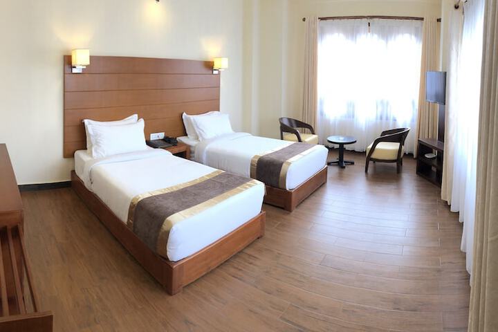 Room 4 of 24