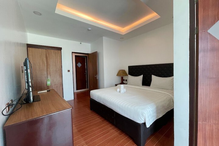 Room 37 of 79