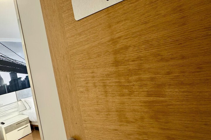 Room 29 of 38