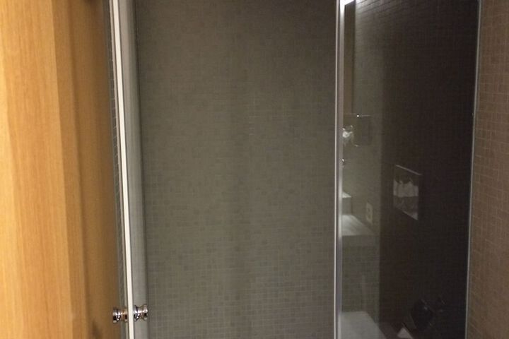 Room 44 of 60
