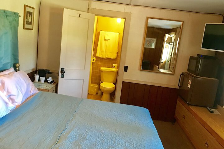 Room 36 of 61