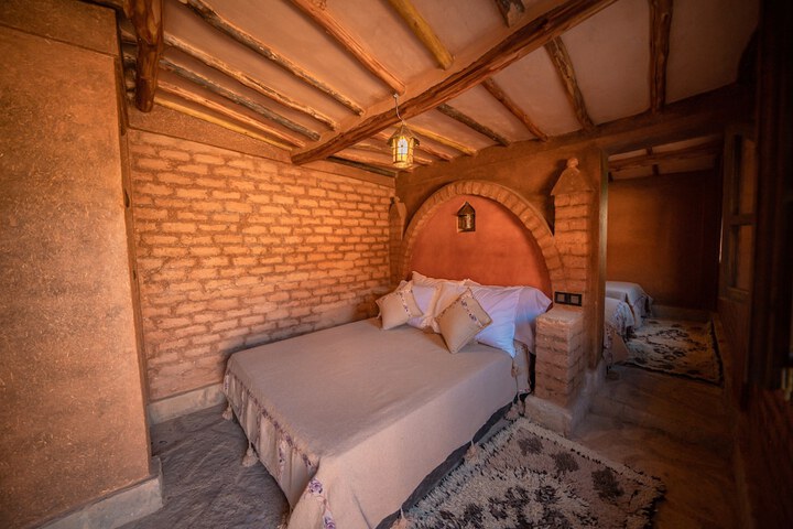 Room 14 of 38