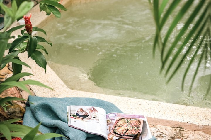 Pool 43 of 70
