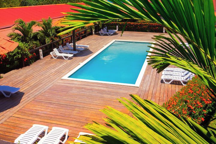 Pool 20 of 85
