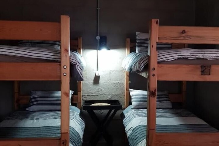 Room 21 of 33