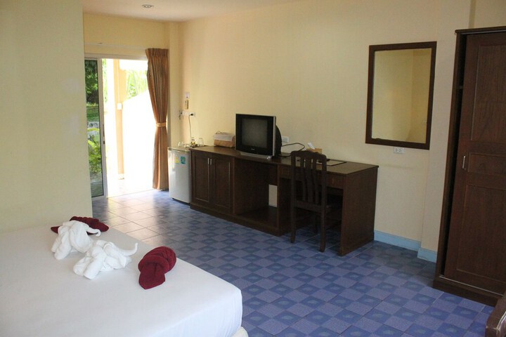 Room 40 of 49