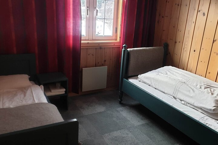 Room 22 of 117