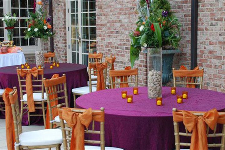 Dining 44 of 81