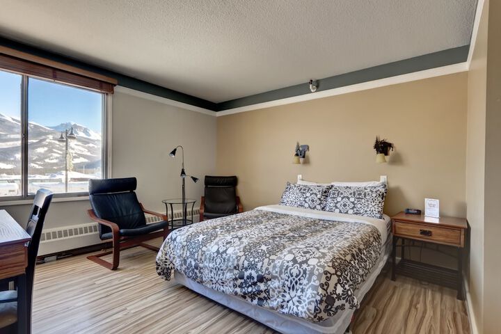 Room 30 of 52