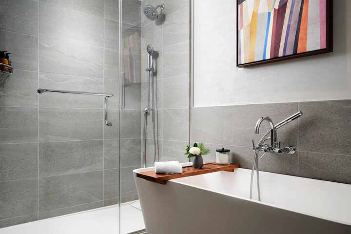 Bathroom shower