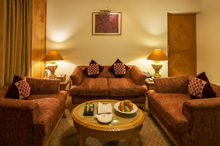 Room 15 of 49