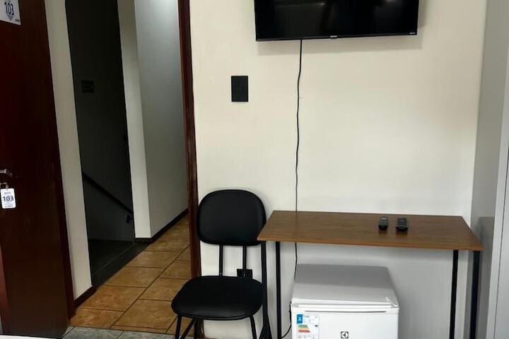 Room 4 of 29