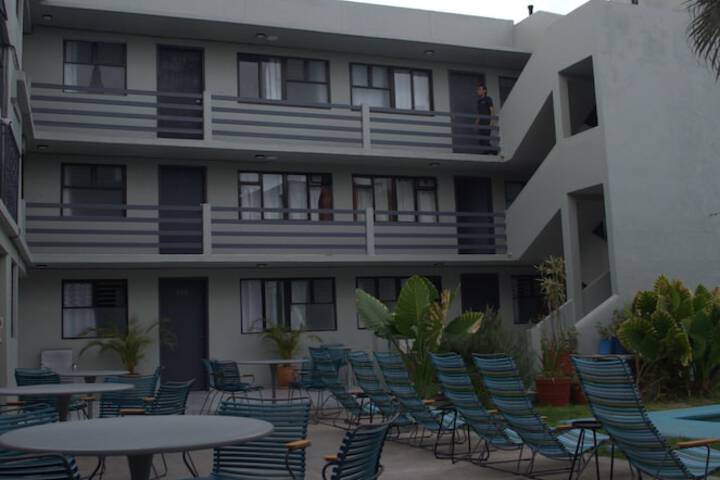 Hotel 37 of 38