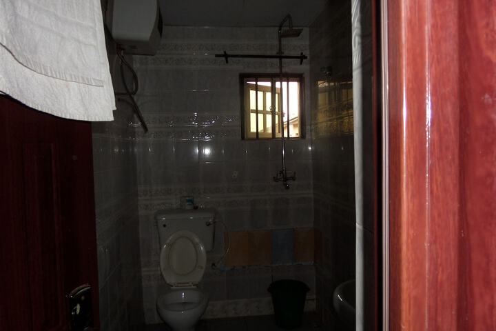 Room 14 of 17