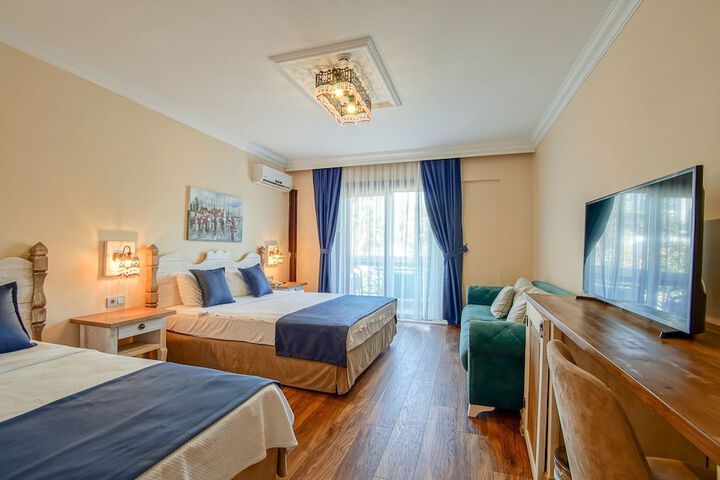 Room 5 of 21