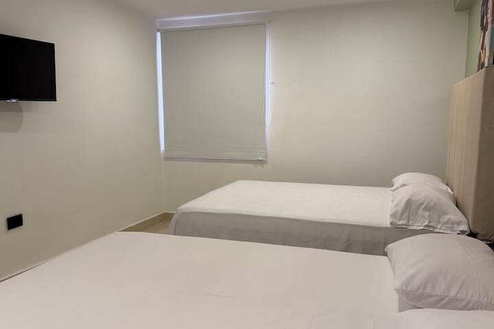 Room 10 of 22