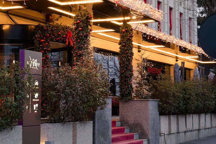 Hotel 98 of 103