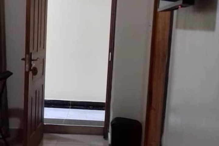 Room 19 of 40