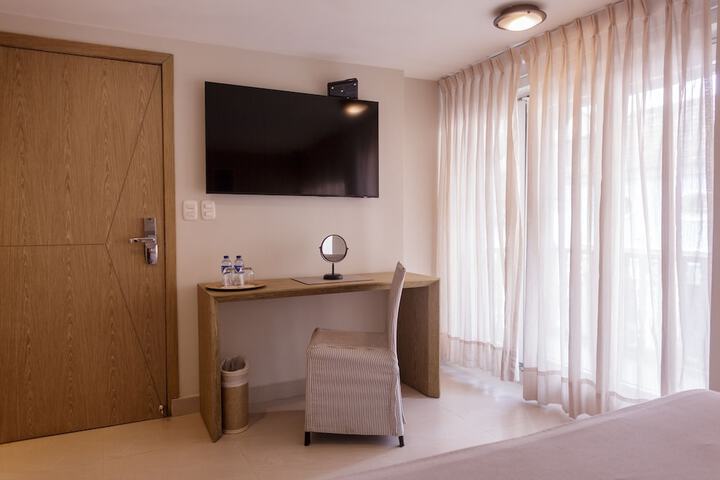 Room 14 of 70