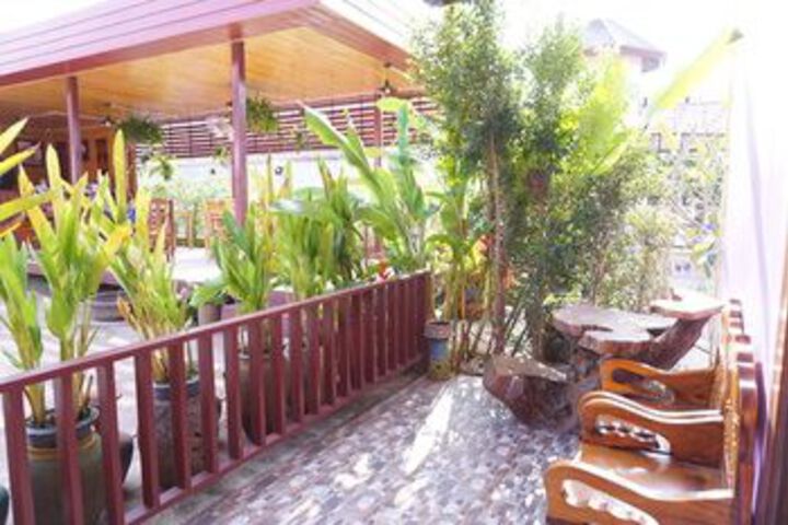 Terrace/Patio 35 of 38