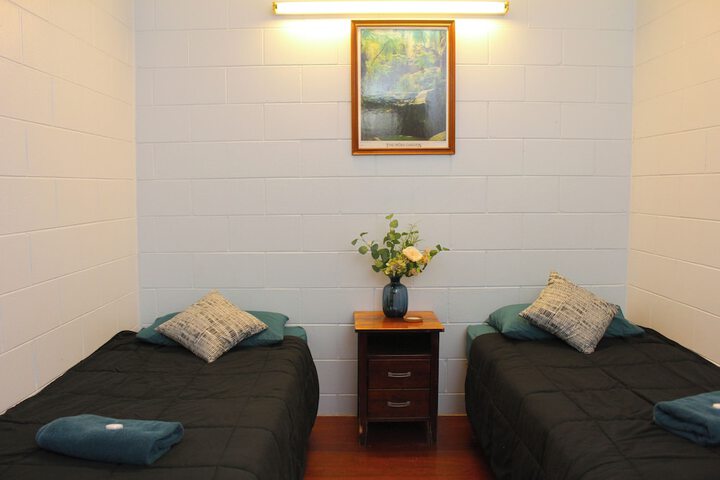 Room 8 of 20