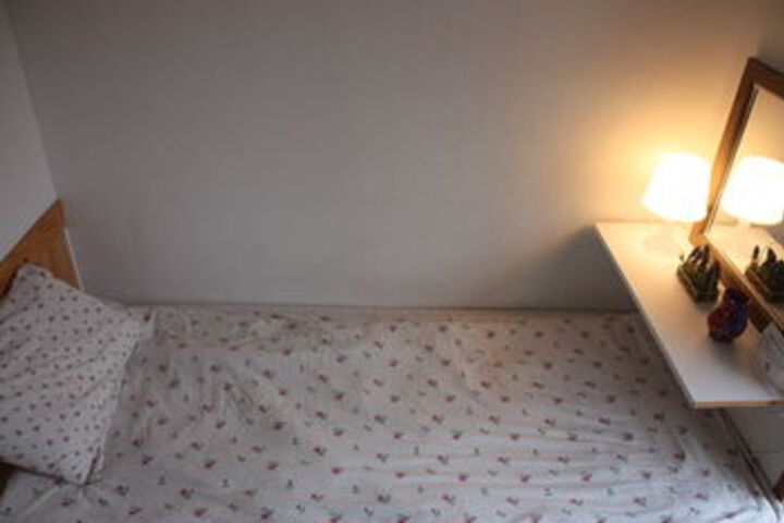 Room 62 of 93