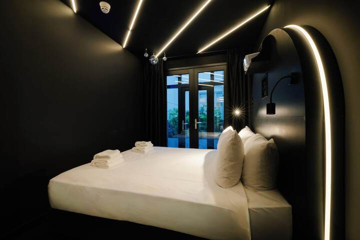 Room 29 of 81