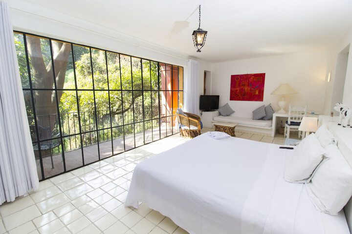 Room 8 of 27