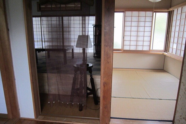 Room 9 of 25