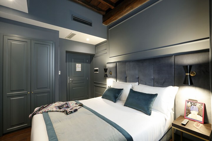 Room 22 of 80