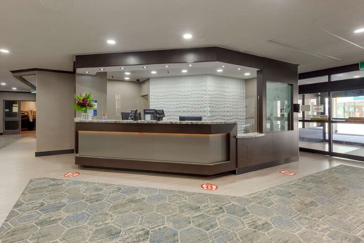 Hotel Interior 4 of 53