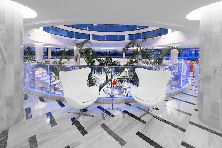 Guest Lobby