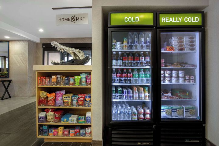 Snack bar