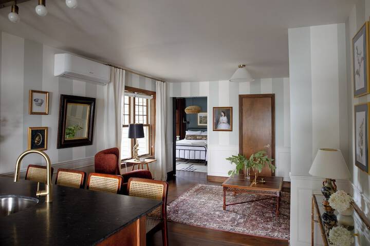 Room 30 of 78