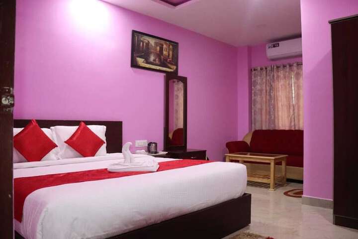 Room 5 of 14
