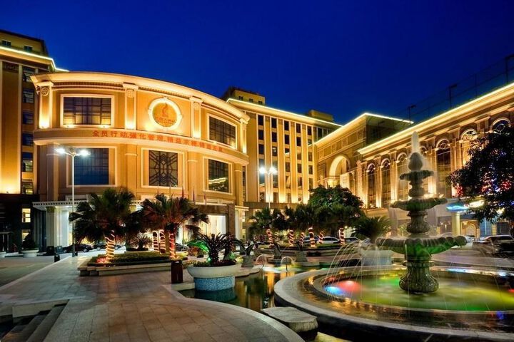 City Hotel Luxury