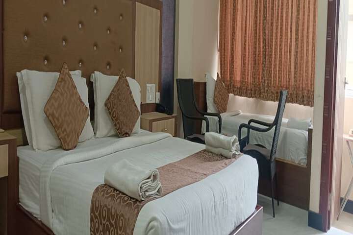 Room 16 of 35