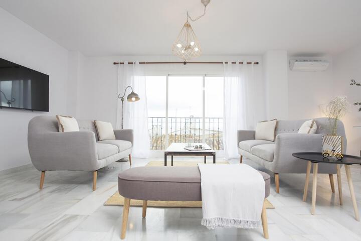 Puerto Banus Duplex Centric WaterFront 3 Bedroom