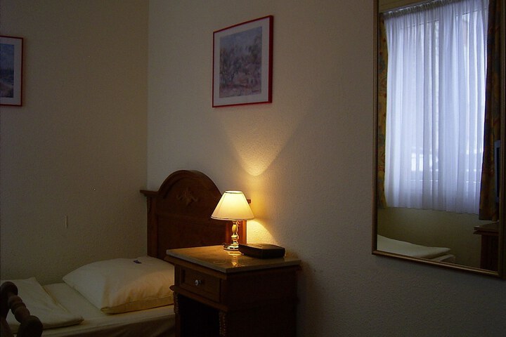 Room 24 of 49