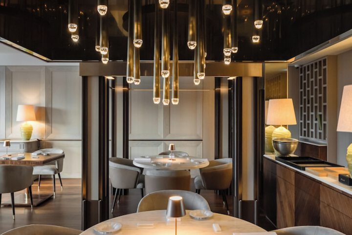 Dining 70 of 76