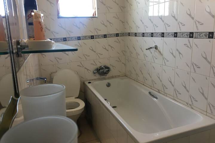 Room 12 of 15