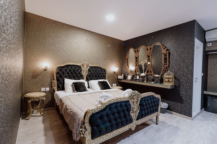 Room 41 of 120