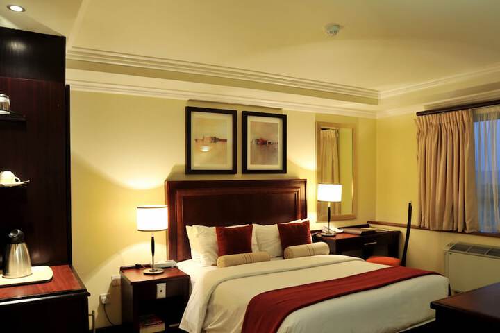 Room 5 of 34