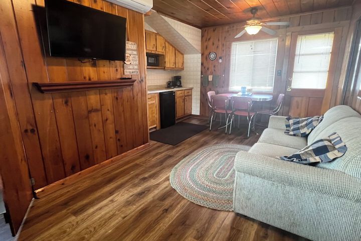 Room 16 of 134