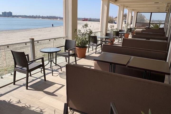 Terrace/Patio 5 of 13