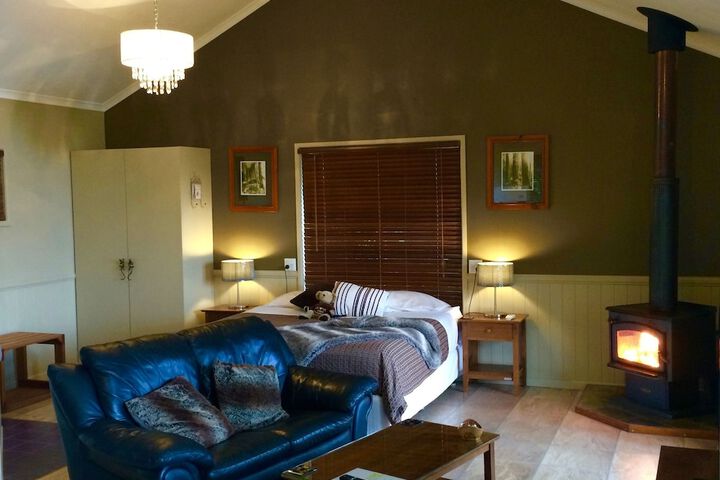 Room 18 of 37