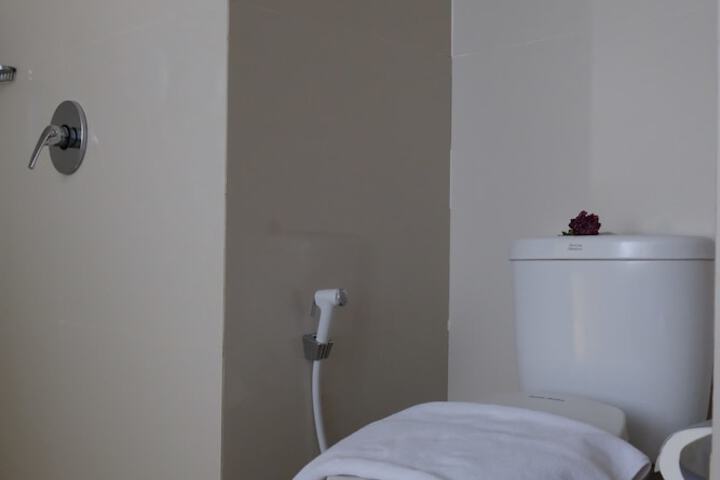 Room 10 of 25