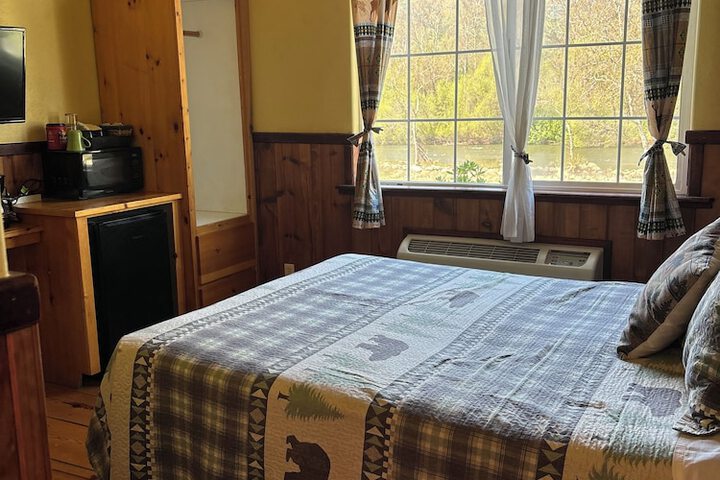 Room 47 of 227