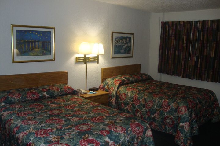 Room 7 of 26